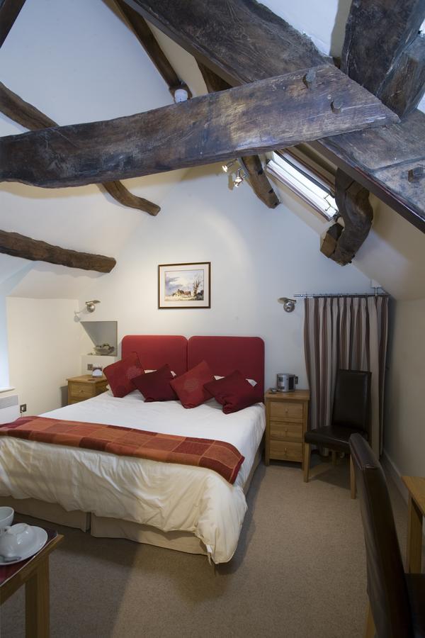 Castle Cottage Restaurant With Rooms Харлех Екстериор снимка